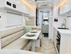 2025 Wonderland RV 21Ft Large En-Suite Layout