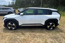 2025 Kia EV3 Earth Long Range SV MY25 Snow White Pearl (SWP)