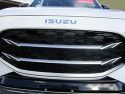 2025 Isuzu MU-X LS-T