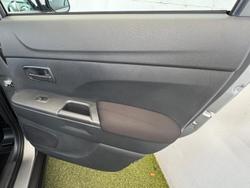 2024 Mitsubishi ASX ES