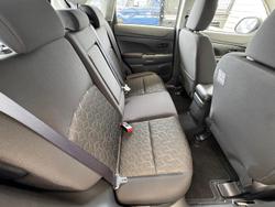 2024 Mitsubishi ASX ES