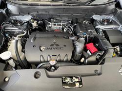 2024 Mitsubishi ASX ES