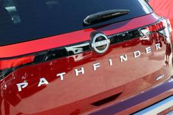 2024 Nissan Pathfinder Ti-L