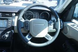 2017 Land Rover Discovery TD6 SE