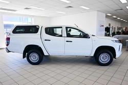 2021 Mitsubishi Triton GLX