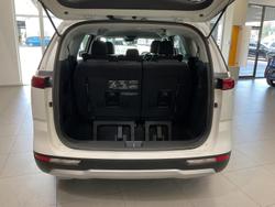 2022 Kia Carnival S