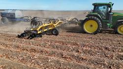 0 SERAFIN ULTISOW STPL ROW CROP SINGLE DISC SEEDER YELLOW