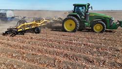 0 SERAFIN ULTISOW STPL ROW CROP SINGLE DISC SEEDER YELLOW