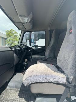 2022 mitsuishi Fuso 12/27 12/14/27