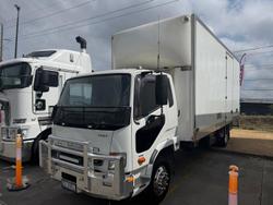 2022 mitsuishi Fuso 12/27 12/14/27