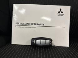 2024 Mitsubishi Outlander ES