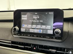 2024 Mitsubishi Outlander ES