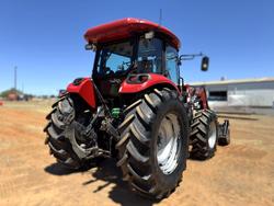 2017 CASE IH Farmall Jx100 Tractor