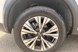 2024 Nissan X-TRAIL ST-L T33 MY25