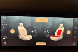 2023 Land Rover Defender 110 D300 SE