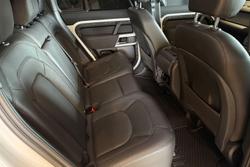 2023 Land Rover Defender 110 D300 SE