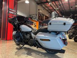 2025 Harley-Davidson Street Glide Ultra 117 (FLHXU) Touring