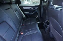 2022 Jaguar F-PACE P250 R-Dynamic SE