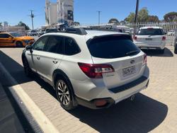 2017 Subaru Outback 2.5i Premium 5GEN MY17 AWD Crystal White
