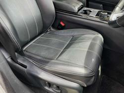 2019 Land Rover Range Rover Velar D240 SE