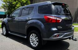 2018 Isuzu MU-X LS-T