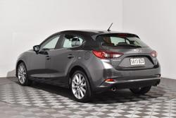 2018 Mazda 3 SP25