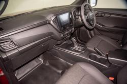 2025 Isuzu D-MAX X-RIDER