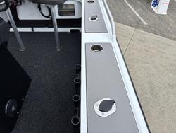 2025 QUINTREX 610 Territory Legend