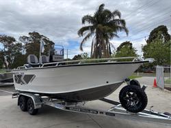 2025 QUINTREX 610 Territory Legend