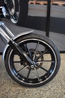 2015 Harley-davidson FXSB SOFTAIL BREAKOUT SILVER