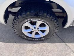 2011 Nissan Navara ST-X D40 MY10 4X4 Dual Range Silver Lightening