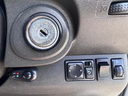 2011 Nissan Navara ST-X D40 MY10 4X4 Dual Range Silver Lightening