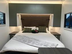 2025 New Age Caravans Roadowl 21 Ft Family My26