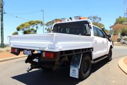 2023 Toyota Hilux SR