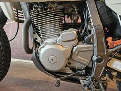 2018 Suzuki DR650SE DR White