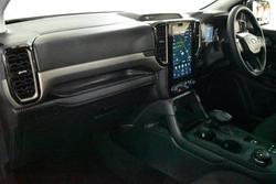 2025 Ford Everest Ambiente