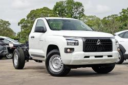 2025 Mitsubishi Triton GLX