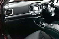 2015 Toyota Kluger GX