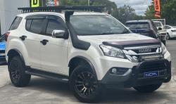 2017 Isuzu MU-X LS-T