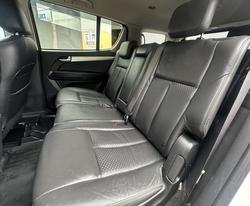 2017 Isuzu MU-X LS-T