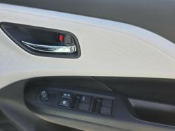 2025 Suzuki Swift Hybrid Plus