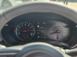 2025 Suzuki Swift Hybrid Plus