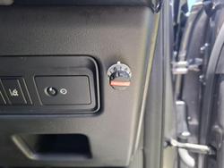 2017 Land Rover Discovery TD6 First Edition