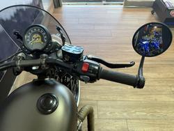 2018 Triumph BONNEVILLE BOBBER GREY