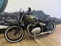2018 Triumph BONNEVILLE BOBBER GREY