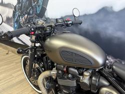2018 Triumph BONNEVILLE BOBBER GREY