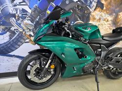 2023 Yamaha YZF-R7LA GREEN