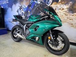2023 Yamaha YZF-R7LA GREEN