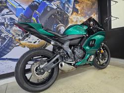 2023 Yamaha YZF-R7LA GREEN