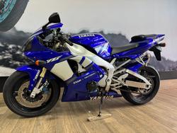 2001 Yamaha YZF-R1 BLUE